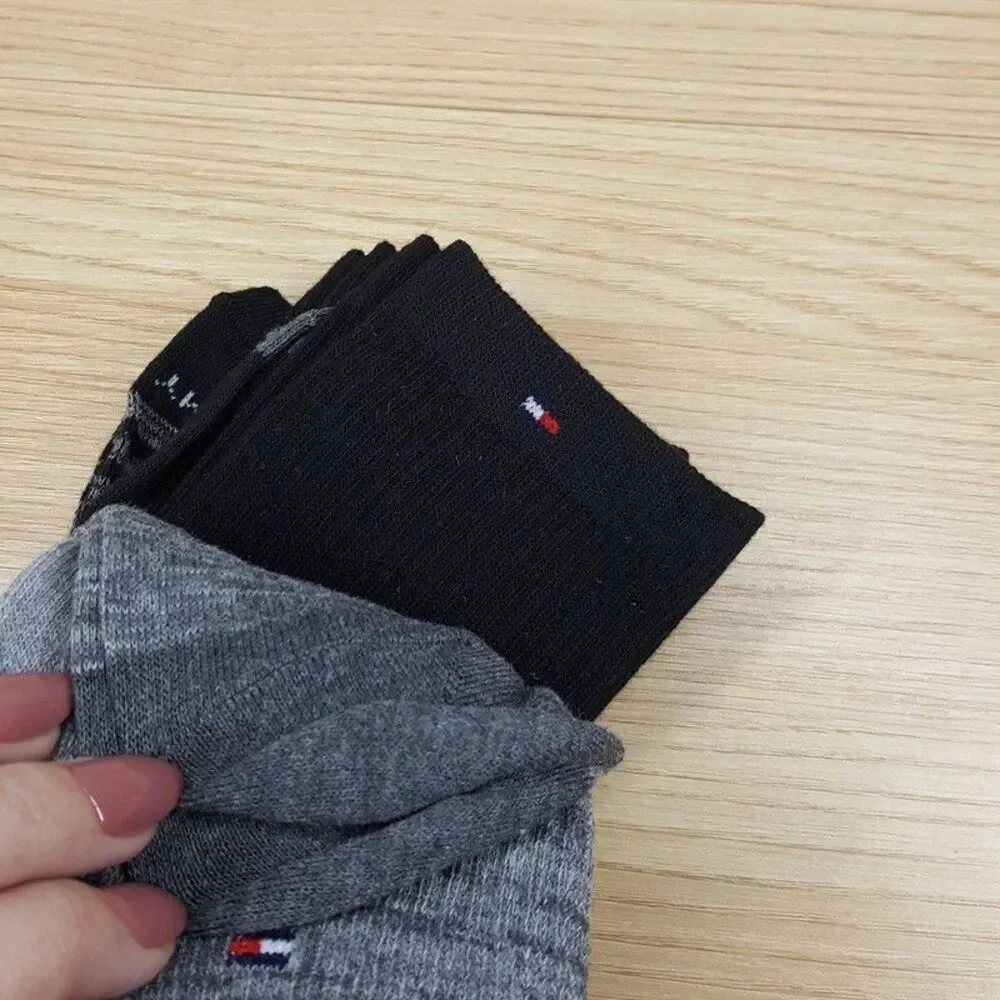 TOMMY HILFIGER Mens Crew Socks Gray Black 4-Pack Performance Logo